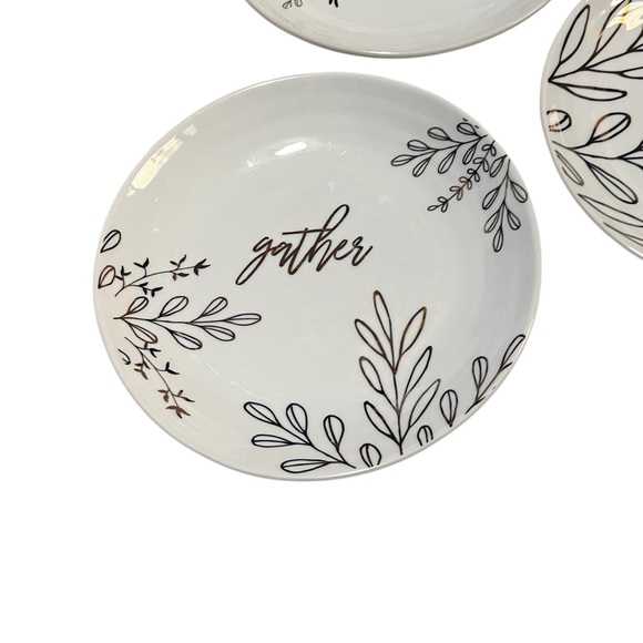 Fitz and Floyd Avondelle Metallic Gold Salad Dessert Appetizer Plates Holiday 4 - Picture 5 of 10